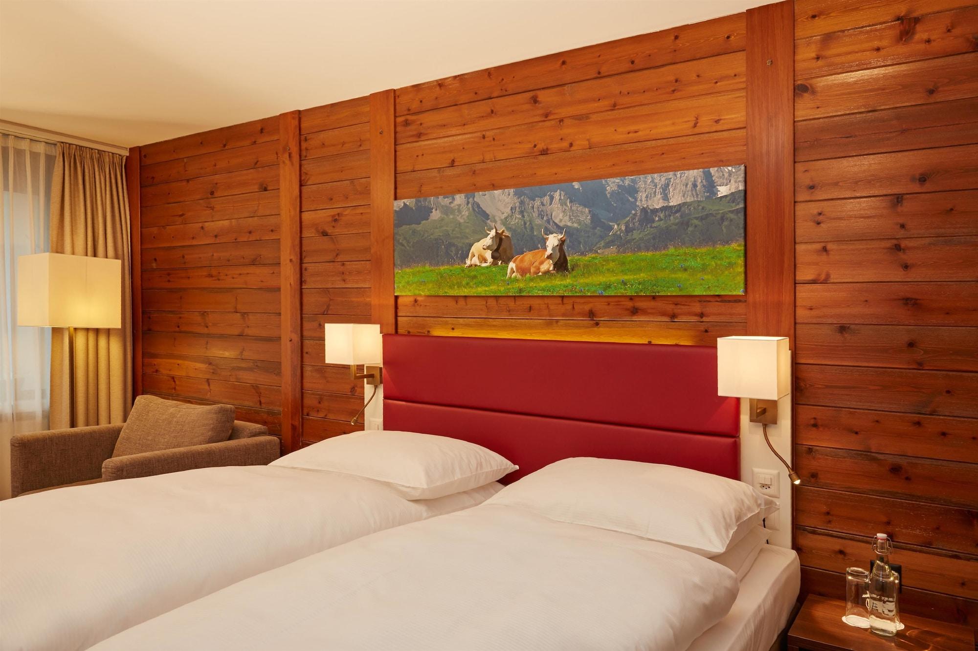 H+ & Hotel 4*